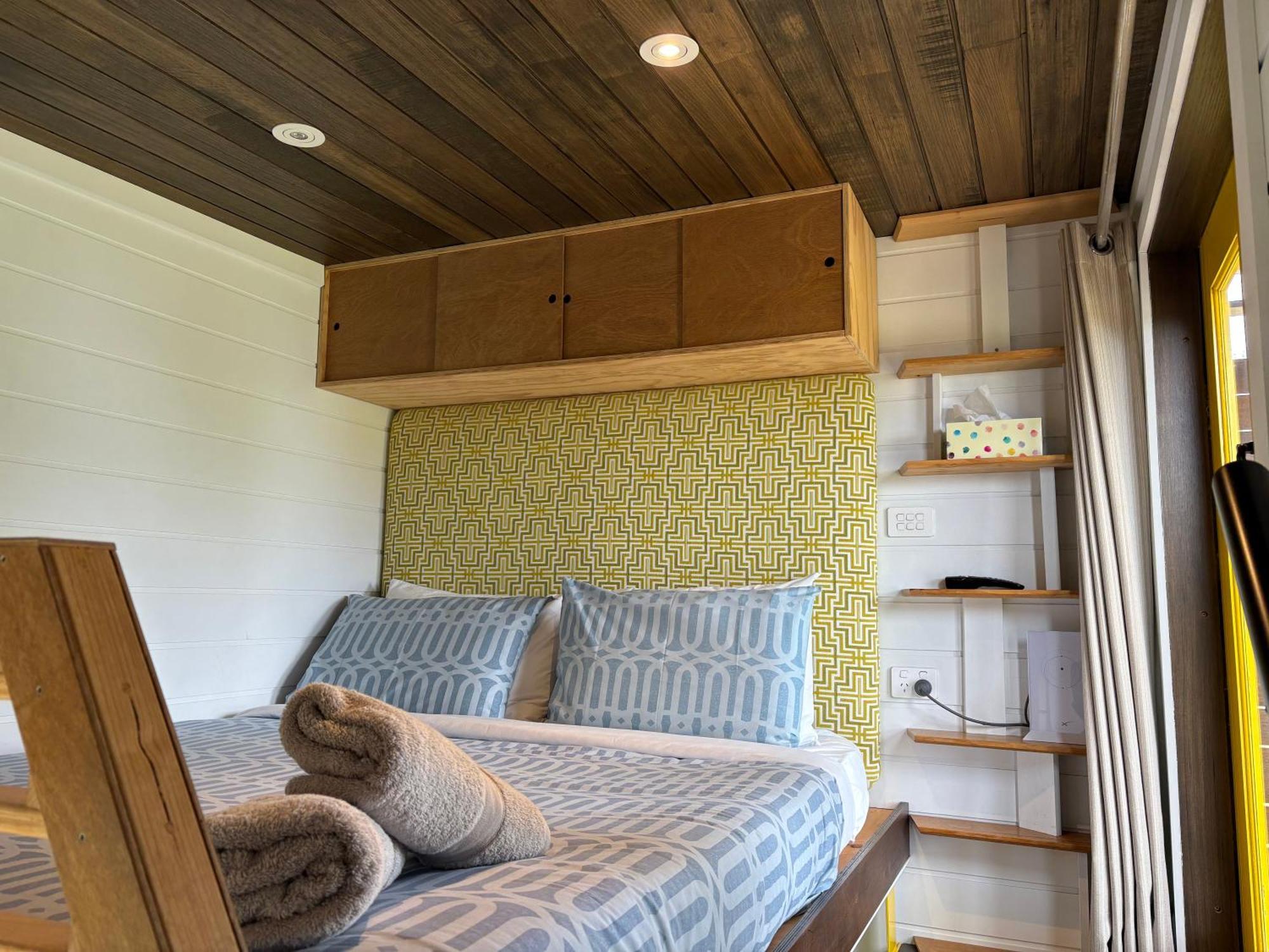 Ocean Breeze Tiny House - Ocean And Lake View Mallacoota Eksteriør bilde